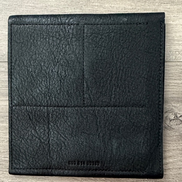 Shinola Detroit Black Leather Organizer 7inch - Picture 3 of 9